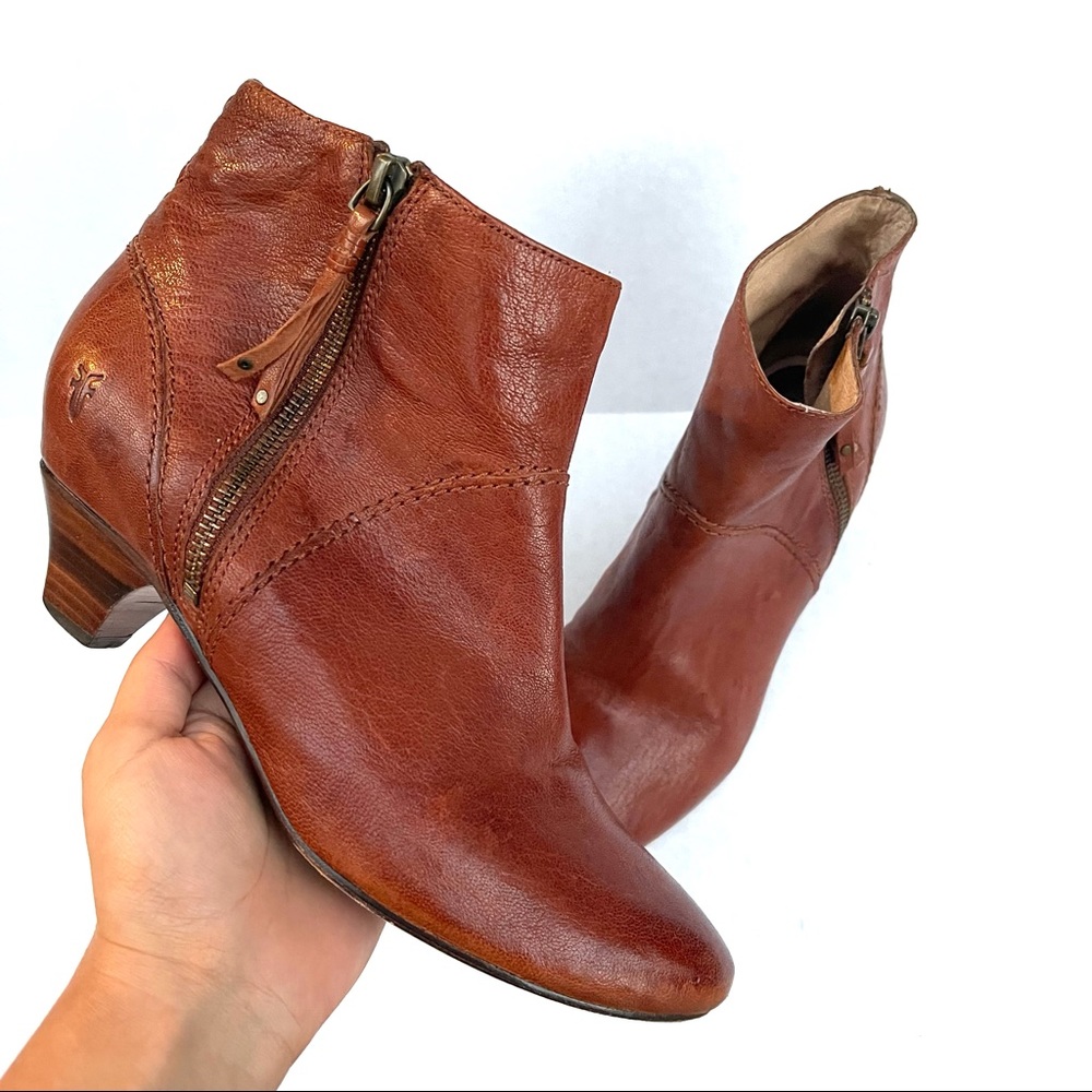 Frye Steffi Zip Bootie Cognac Brown Leather